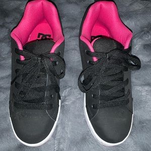 DC shoes